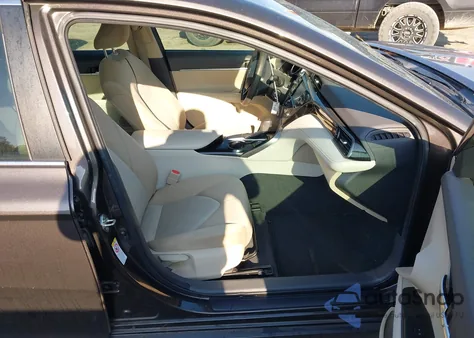 2019 Toyota Camry Le из США, поврежденный, VIN 4T1B11HK6KU774276